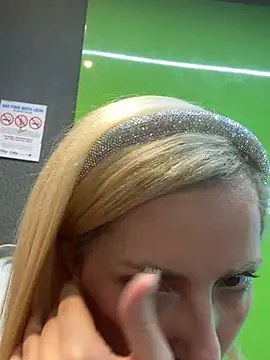 melisboa online show from March 3, 2026, 2:51 am