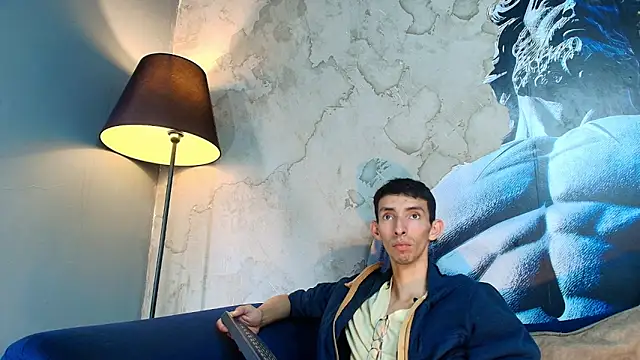 ZyroNight online show from November 26, 2025, 7:36 pm