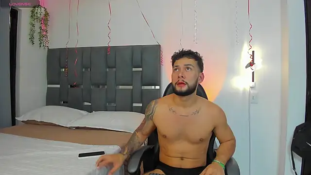 Snapshot of noah_corvelle chatting on February 24, 2026, 4:46 am noah corvelle online show from February 24, 2026, 4:46 am