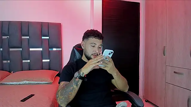 noah corvelle online show from November 7, 2025, 11:19 pm