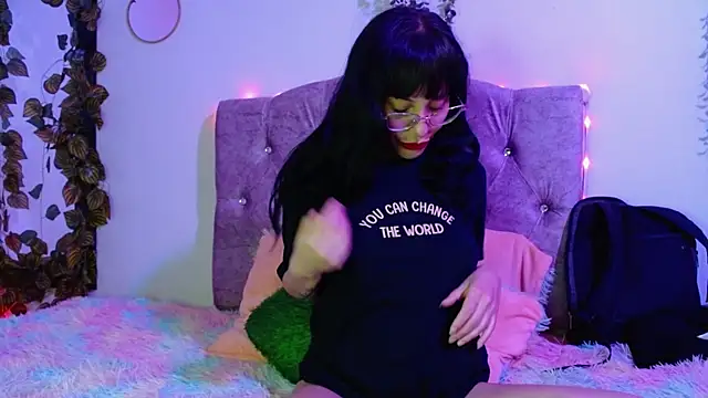 valkiry  online show from April 16, 2026, 9:37 pm