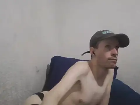 Snapshot of SluttyKarim97 chatting on November 11, 2025, 7:14 am SluttyKarim97 online show from November 11, 2025, 7:14 am