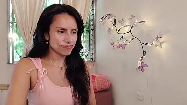 Bella Exhibition online show from April 7, 2026, 7:04 pm