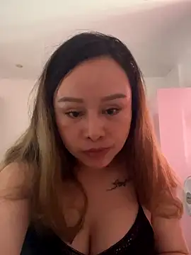 thu-cuoi online show from November 8, 2025, 5:22 am