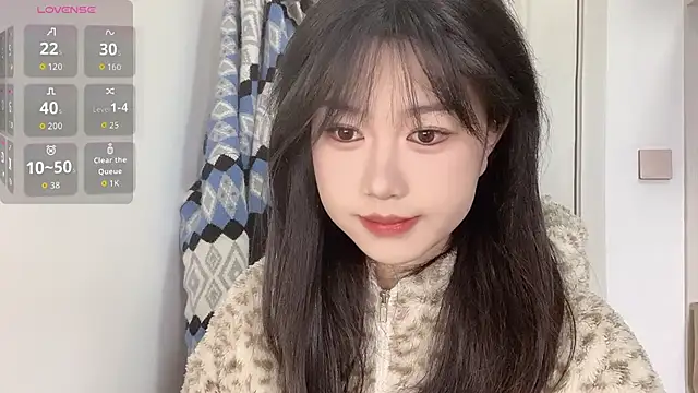 Xiaoji61 online show from December 5, 2025, 5:06 am