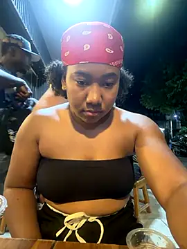 suryth23 online show from November 10, 2025, 4:50 am