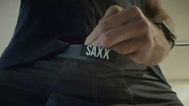 Snapshot of centerfieldshow chatting on November 17, 2025, 8:02 pm centerfieldshow online show from November 17, 2025, 8:02 pm