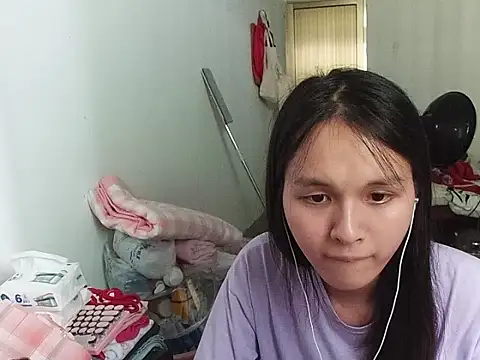 RebelAura online show from June 29, 2026, 1:12 am