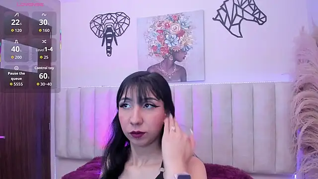 Isabella Crofts online show from January 17, 2026, 3:10 am