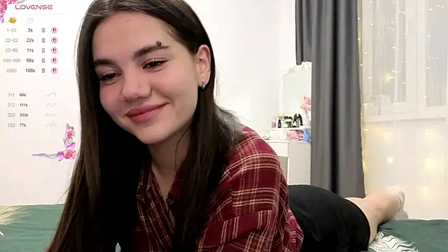 Snapshot of Priscillla_Cute chatting on February 24, 2026, 8:42 pm Priscillla Cute online show from February 24, 2026, 8:42 pm