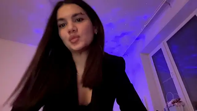 Snapshot of Priscillla_Cute chatting on November 8, 2025, 2:31 pm Priscillla Cute online show from November 8, 2025, 2:31 pm