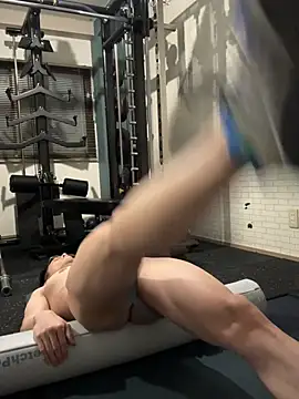 ippei0001 online show from February 20, 2026, 11:45 am