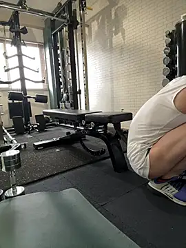 ippei0001 online show from April 6, 2026, 7:09 am