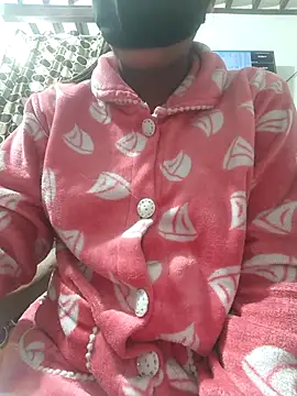 Snapshot of collagesonam chatting on December 17, 2025, 10:20 am collagesonam online show from December 17, 2025, 10:20 am