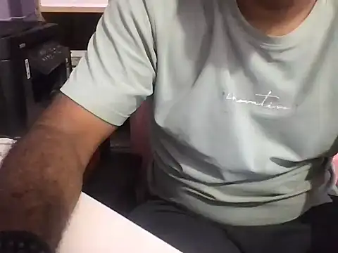 Snapshot of KingCobra_07 chatting on June 5, 2026, 2:49 am KingCobra 07 online show from June 5, 2026, 2:49 am