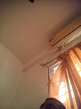 RubyEntity online show from November 7, 2025, 4:50 am