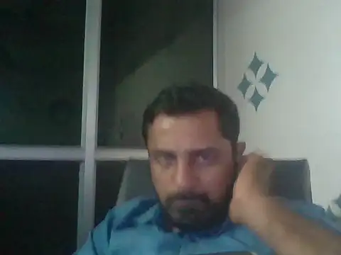 RubyEntity online show from November 10, 2025, 5:56 am