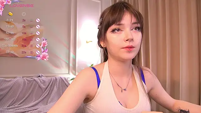 Lissssssa online show from November 13, 2025, 7:34 am