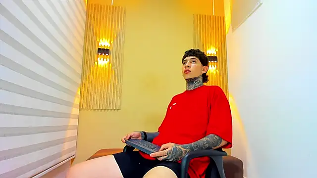 Snapshot of DANTE_ARMSTRONG chatting on November 10, 2025, 3:55 am DANTE ARMSTRONG online show from November 10, 2025, 3:55 am