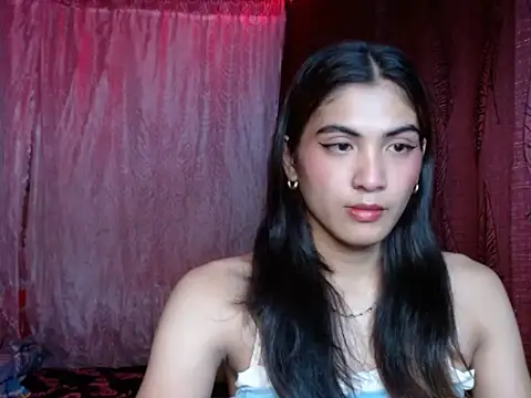 Snapshot of ursexykittykat_xx chatting on November 30, 2025, 10:05 am ursexykittykat xx online show from November 30, 2025, 10:05 am