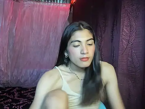 Snapshot of ursexykittykat_xx chatting on November 19, 2025, 6:35 am ursexykittykat xx online show from November 19, 2025, 6:35 am