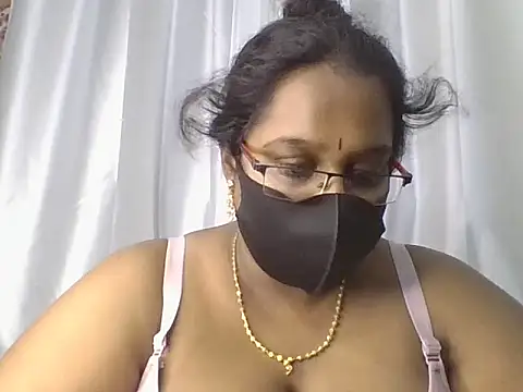 hootypriya online show from June 30, 2026, 5:13 pm