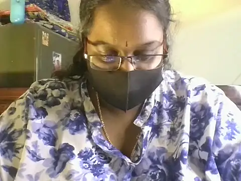 hootypriya online show from July 23, 2026, 2:24 pm