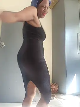 Mommy Sienna online show from June 3, 2026, 8:59 am
