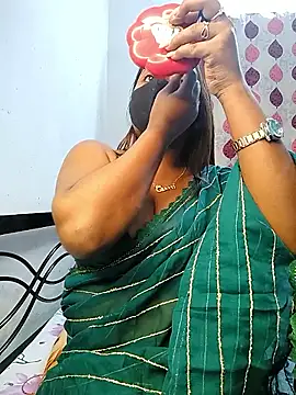 LoveLy-Soneya online show from February 13, 2026, 12:16 pm