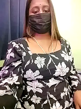 LoveLy-Soneya online show from April 16, 2026, 8:31 pm