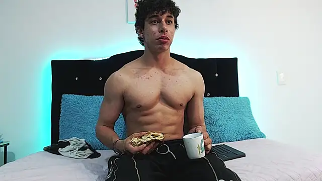 Snapshot of chris_evans27 chatting on February 13, 2026, 11:49 pm chris evans27 online show from February 13, 2026, 11:49 pm