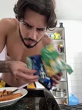 guipariss online show from November 13, 2025, 3:38 pm