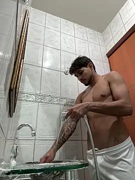 guipariss online show from April 23, 2026, 5:14 pm