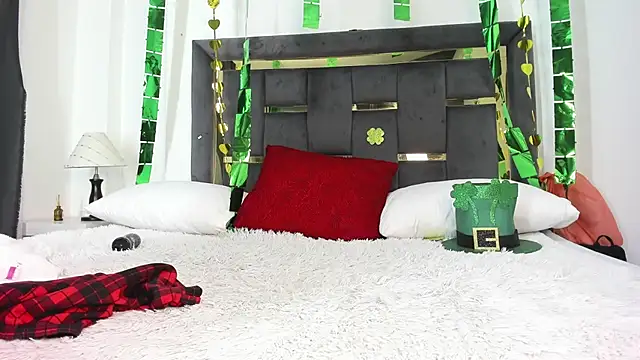 CatleyaSmith online show from March 13, 2026, 12:32 pm