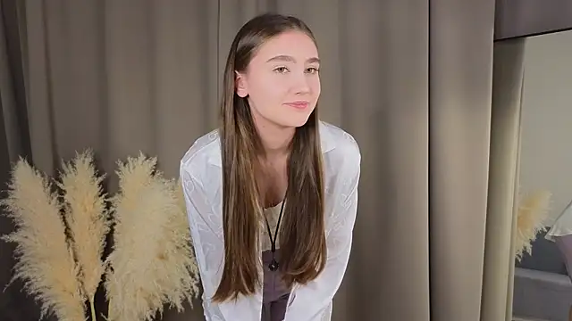 AriannaSemke online show from November 13, 2025, 1:31 am