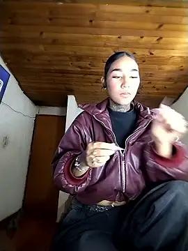 lyam ebony  online show from January 8, 2026, 5:46 am