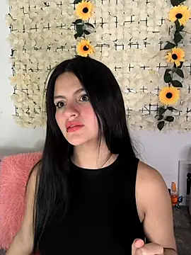 Lorenaa1 online show from November 12, 2025, 9:51 pm