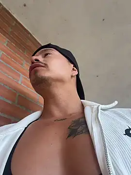 RaySullivan online show from April 8, 2026, 8:43 pm