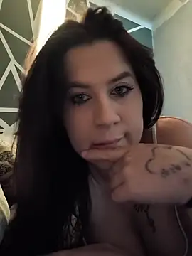 Snapshot of zara_night01 chatting on November 14, 2025, 1:15 pm zara night01 online show from November 14, 2025, 1:15 pm