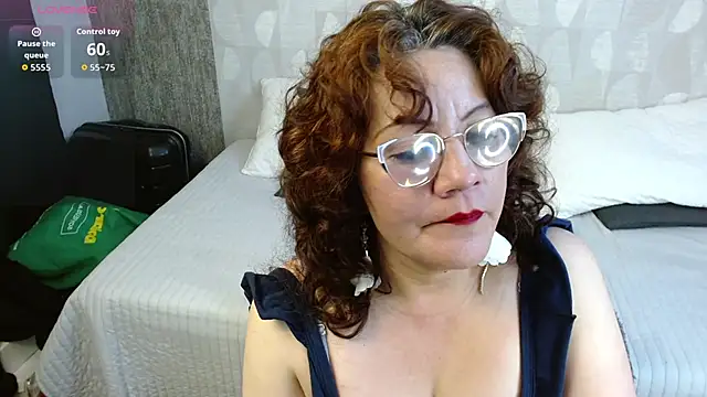 Rosalie Durand online show from January 7, 2026, 8:03 pm