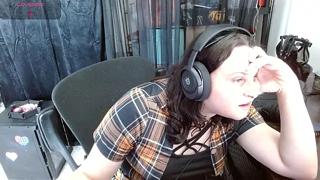 Snapshot of Salacious_Sage chatting on February 21, 2026, 10:01 pm Salacious Sage online show from February 21, 2026, 10:01 pm