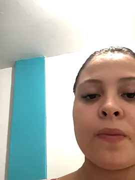 emily blaker online show from November 8, 2025, 2:04 am