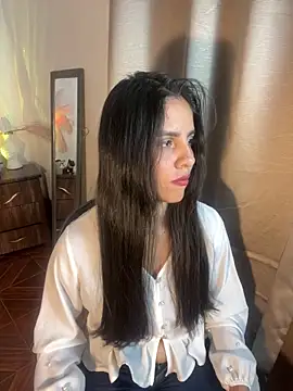 Snapshot of alisaa_jhons1 chatting on April 22, 2026, 2:18 am alisaa jhons1 online show from April 22, 2026, 2:18 am