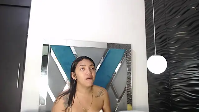 Snapshot of Naty_And_Maxx chatting on December 1, 2025, 7:26 pm Naty And Maxx online show from December 1, 2025, 7:26 pm