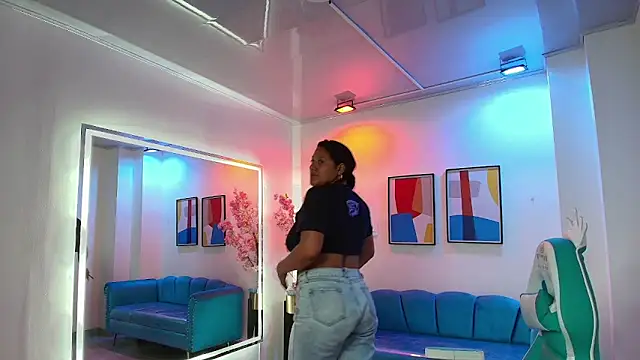 Alondra gomexxx online show from November 6, 2025, 3:32 am