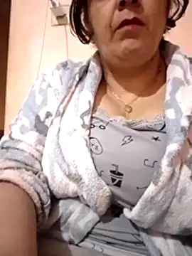 Viiictoriaa online show from November 5, 2025, 2:20 pm