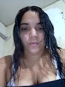 Snapshot of Thekatty10 chatting on November 7, 2025, 12:59 am Thekatty10 online show from November 7, 2025, 12:59 am