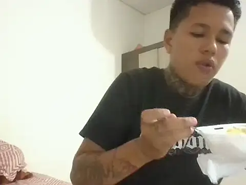 Margy 204 online show from November 6, 2025, 1:42 am