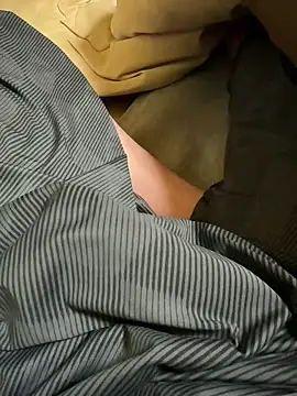 Snapshot of houkeiboy78 chatting on February 19, 2026, 8:44 am houkeiboy78 online show from February 19, 2026, 8:44 am