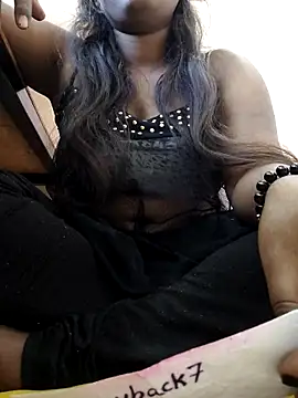 Snapshot of Megha_sharma01 chatting on November 7, 2025, 9:47 am Megha sharma01 online show from November 7, 2025, 9:47 am